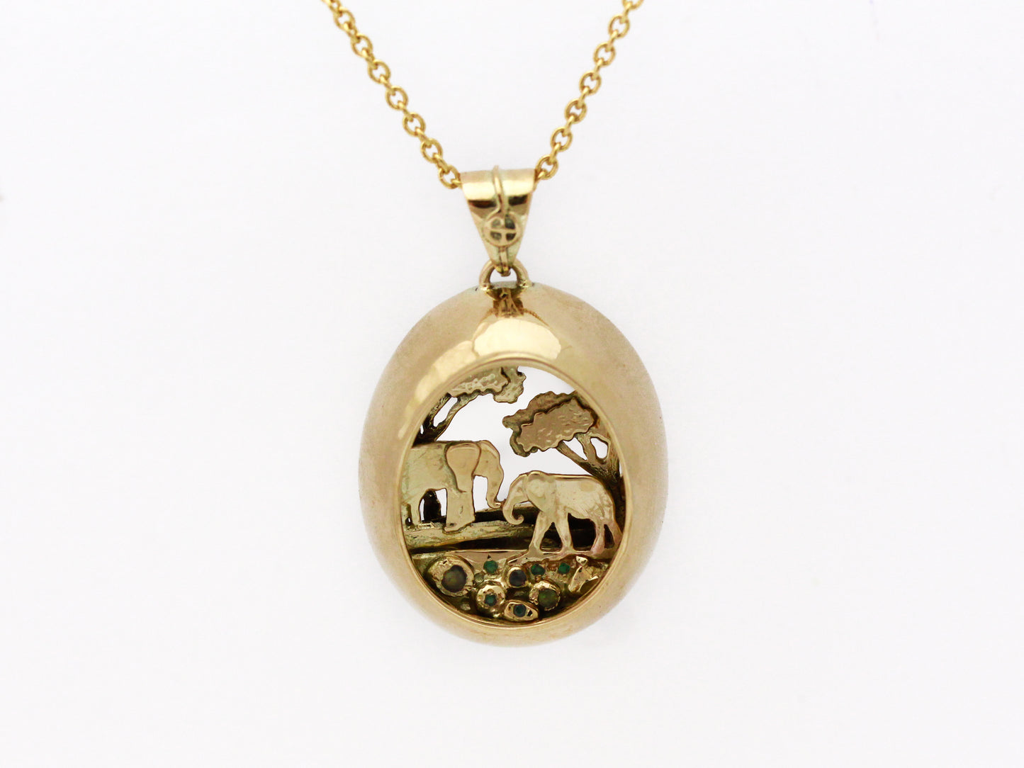 14K Elephants Pendant Necklace